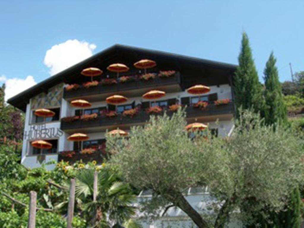 Hotel Garni Hubertus Tirolo Extérieur photo